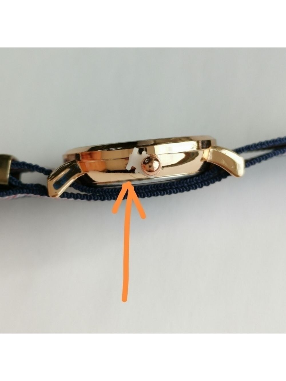 🆕 Red white and blue watch butterfly face - Picture 3 of 7